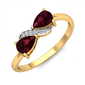 Malia Garnet Ring