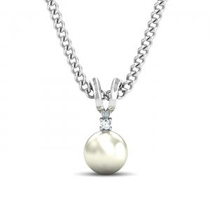 Saumy Pearl Pendant