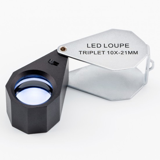 A Diamond  Loupe with LED